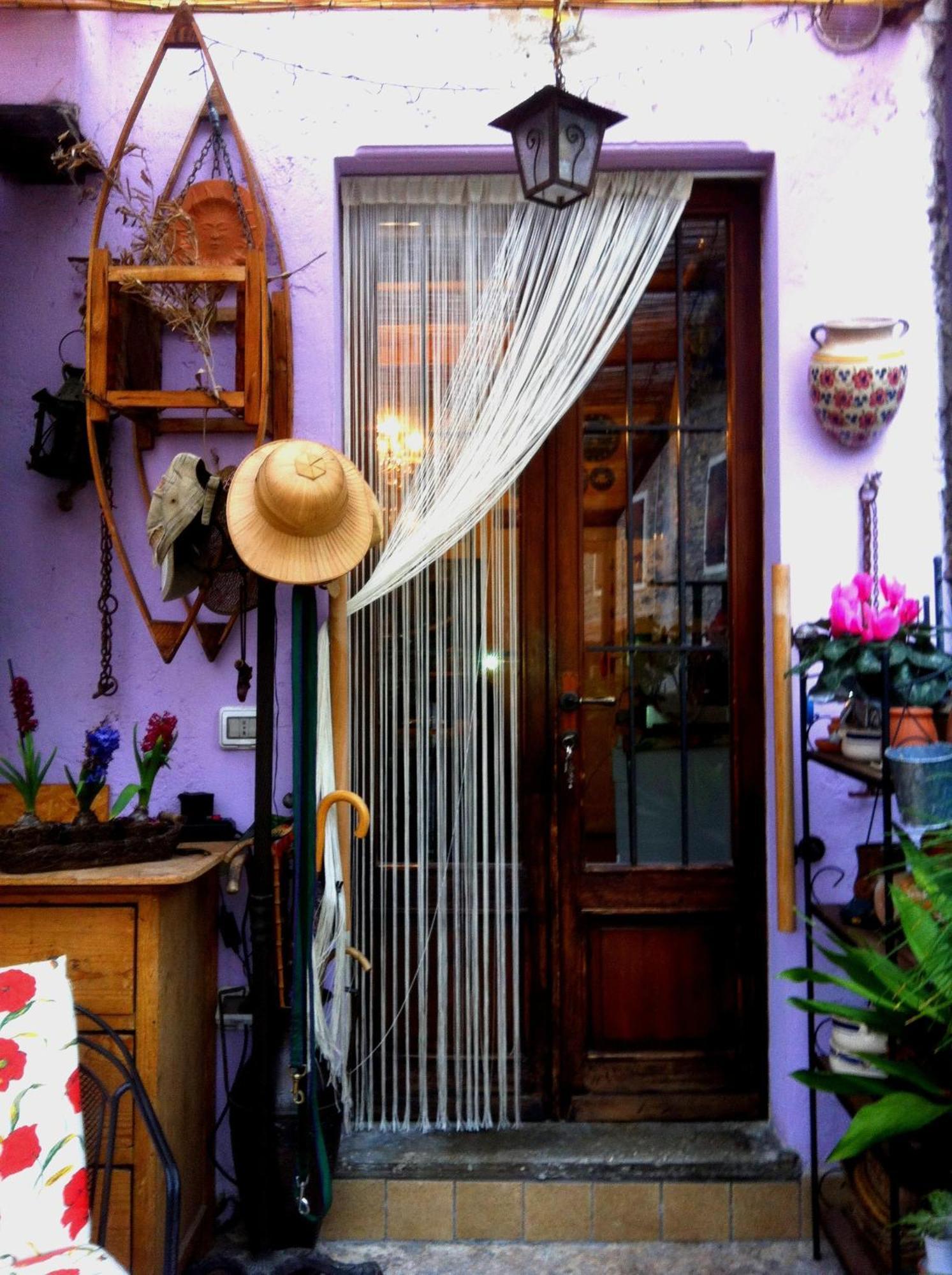 A Casa di Susi Bed & Breakfast Castelnuovo del Garda Bagian luar foto