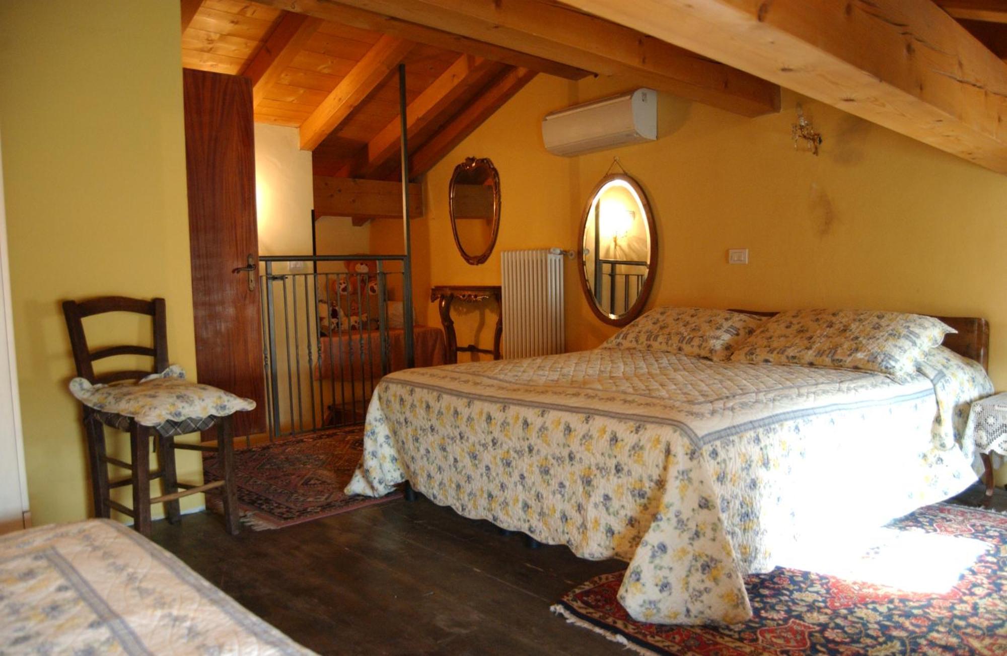 A Casa di Susi Bed & Breakfast Castelnuovo del Garda Bagian luar foto